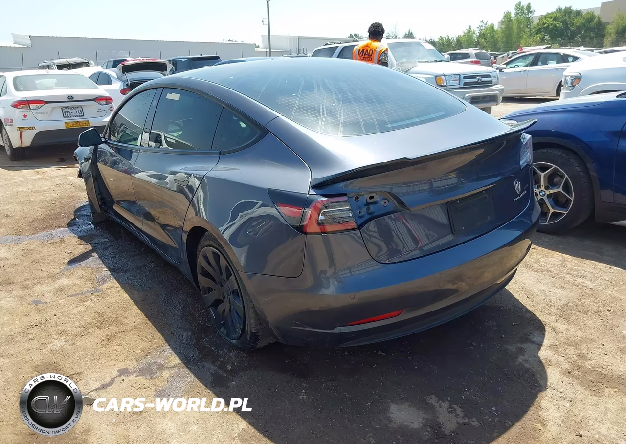 2022 Tesla Model 3 Long Range Dual Motor All-Wheel Drive VIN:5YJ3E1EB3NF127137 - 3