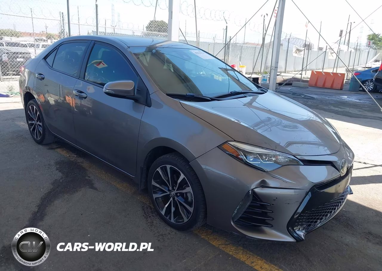2018 Toyota Corolla Se – zdjęcie 1 z 18