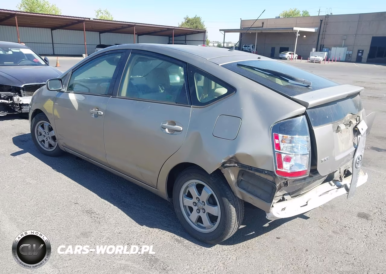 2004 Toyota Prius VIN:JTDKB20UX40102297 - 3