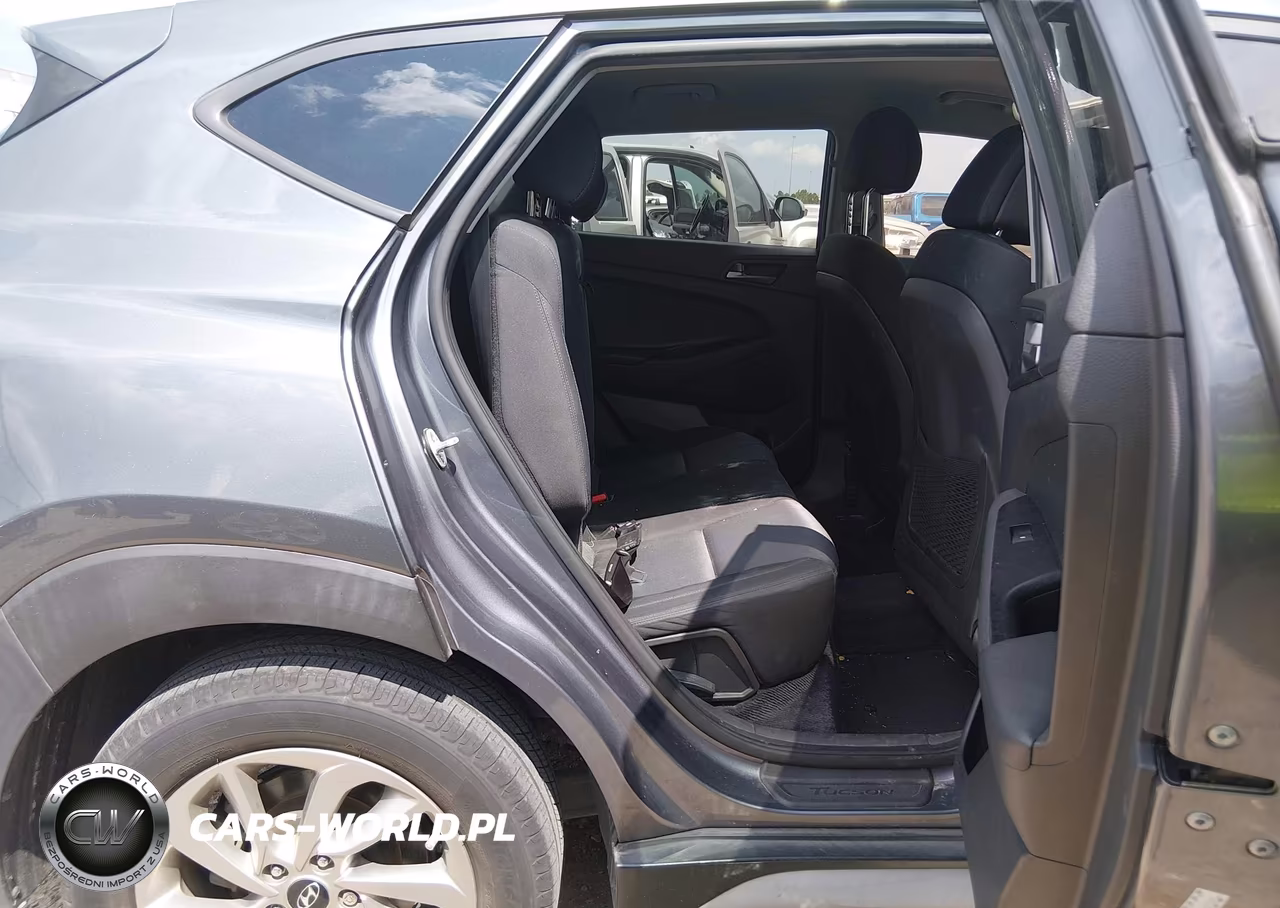2017 Hyundai Tucson Se VIN:KM8J33A4XHU467392 - 8