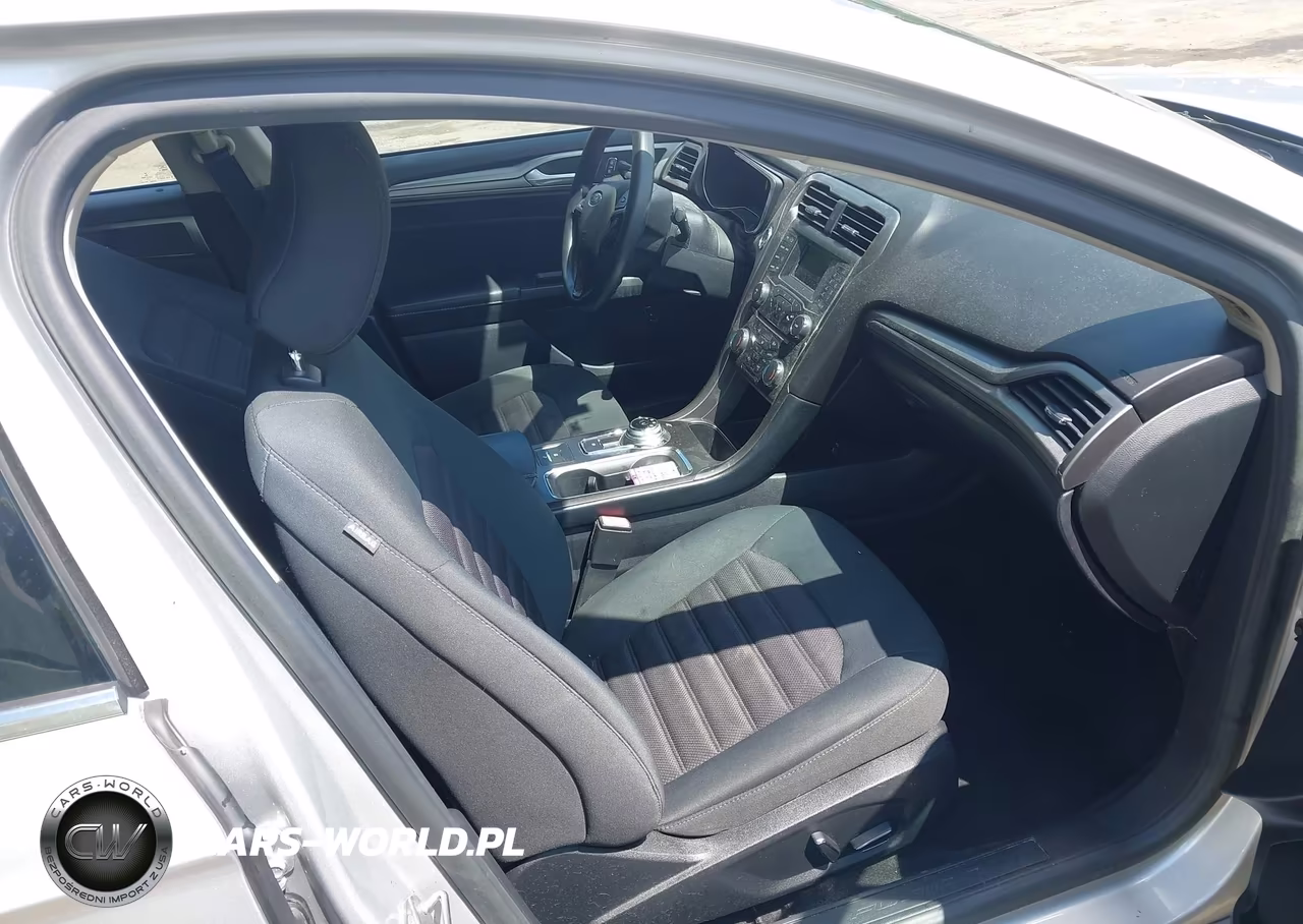 2018 Ford Fusion Hybrid Se VIN:3FA6P0LUXJR165436 - 5