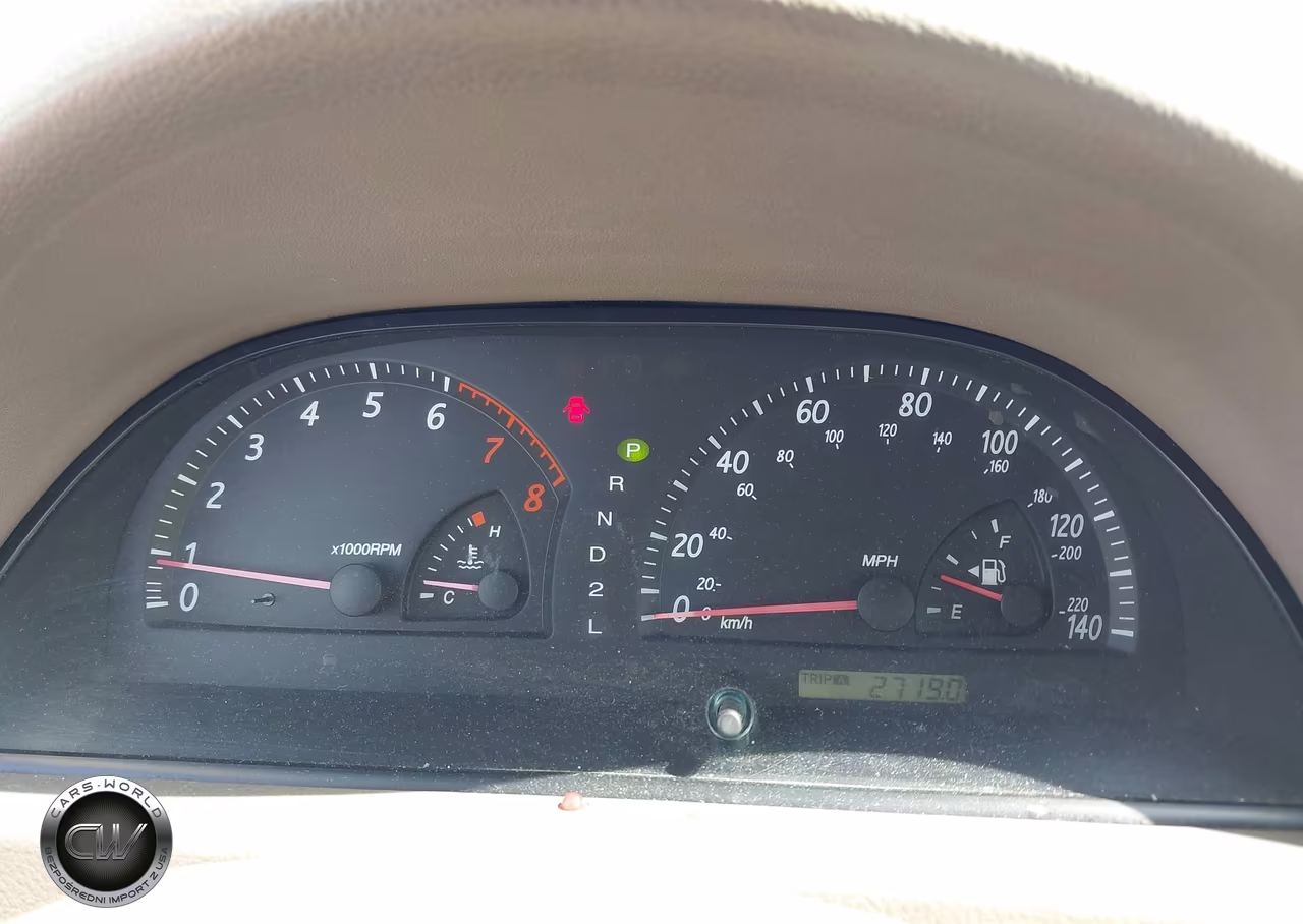 2003 Toyota Camry Le VIN:JTDBE32K630239129 - 7