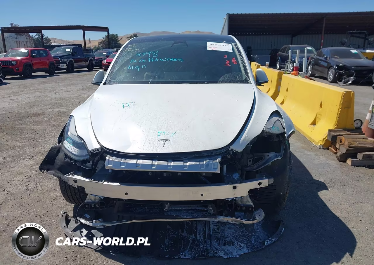 2023 Tesla Model Y Performance Dual Motor All-Wheel Drive VIN:7SAYGDEF3PF601016 - 13