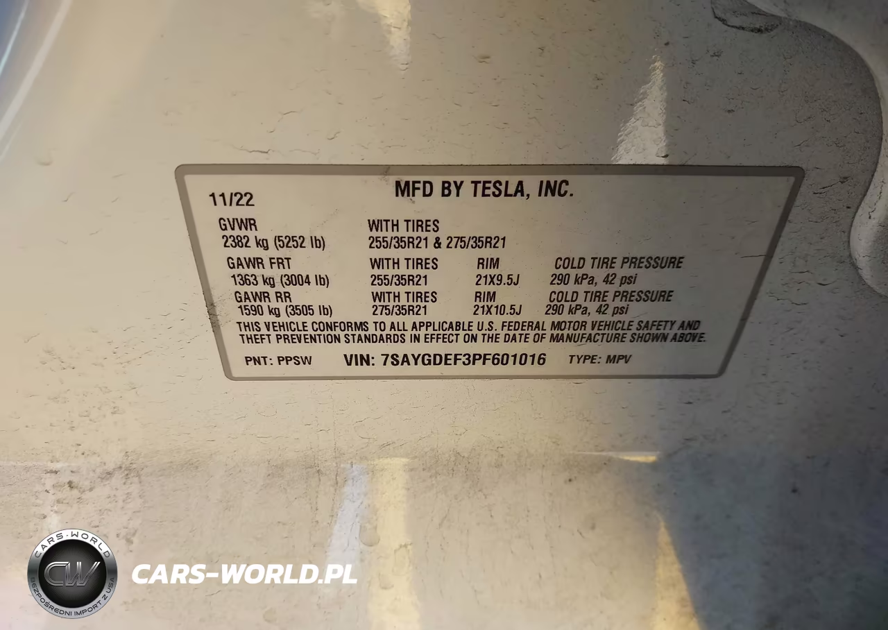 2023 Tesla Model Y Performance Dual Motor All-Wheel Drive VIN:7SAYGDEF3PF601016 - 9