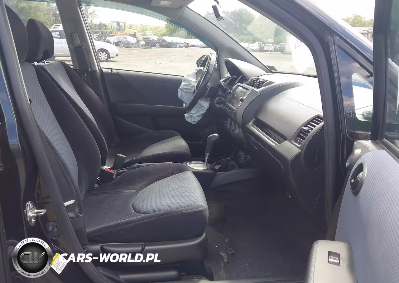 2008 Honda Fit Sport VIN:JHMGD38658S002516 - 5