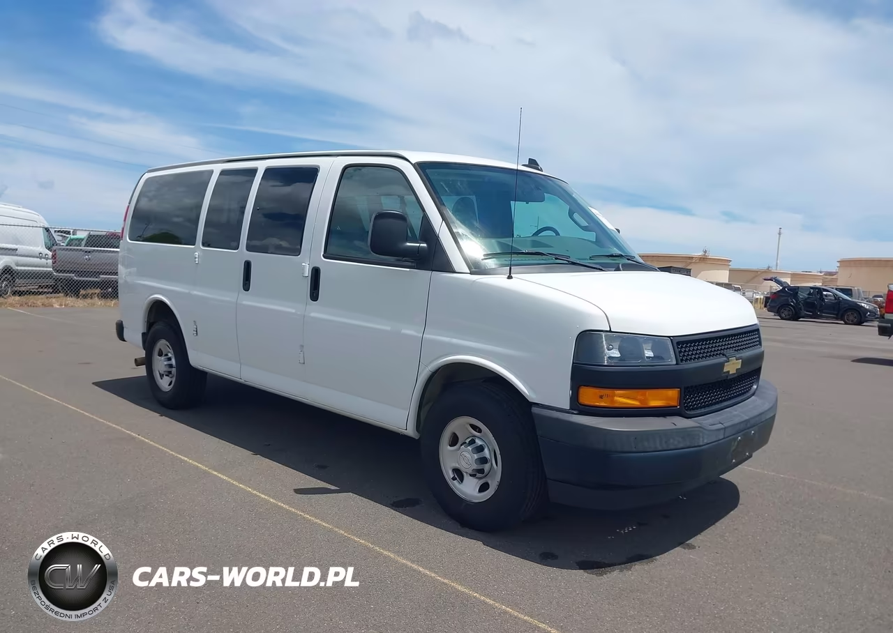 2018 Chevrolet Express 2500 Ls – zdjęcie 1 z 17