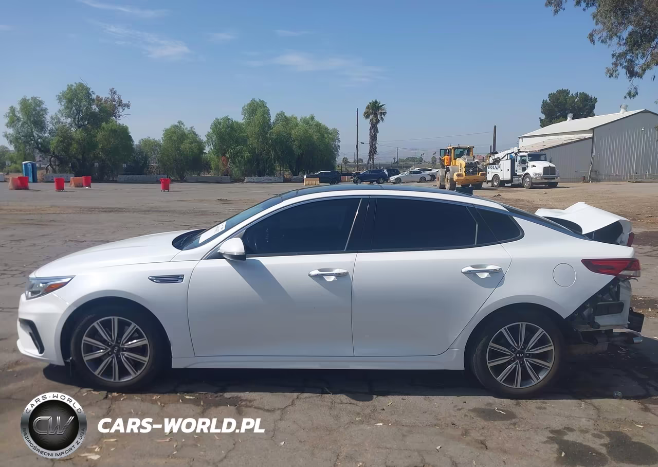2020 Kia Optima Ex Premium VIN:5XXGU4L12LG409098 - 13