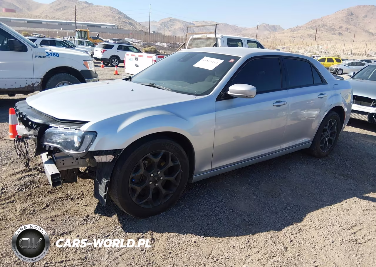 2019 Chrysler 300 S VIN:2C3CCAGGXKH733365 - 2