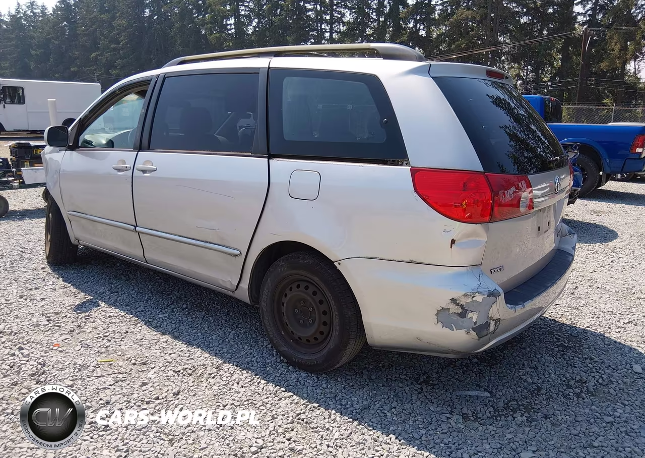 2006 Toyota Sienna Le VIN:5TDZA23C76S424643 - 3