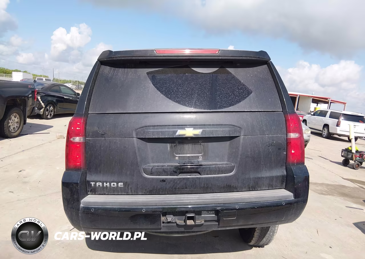 2018 Chevrolet Tahoe Ls VIN:1GNSCAECXJR139338 - 15