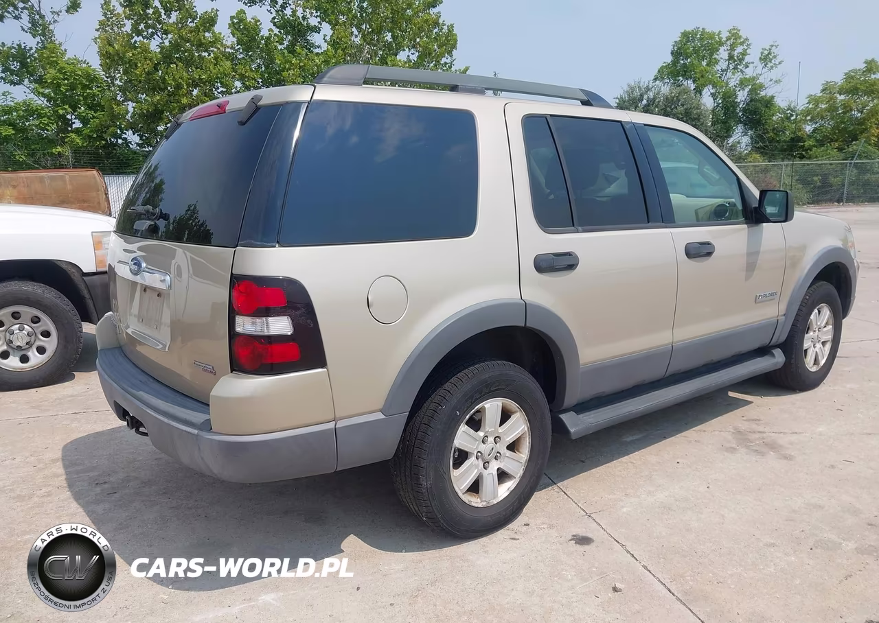 2006 Ford Explorer Xlt VIN:1FMEU73E86UA93020 - 4
