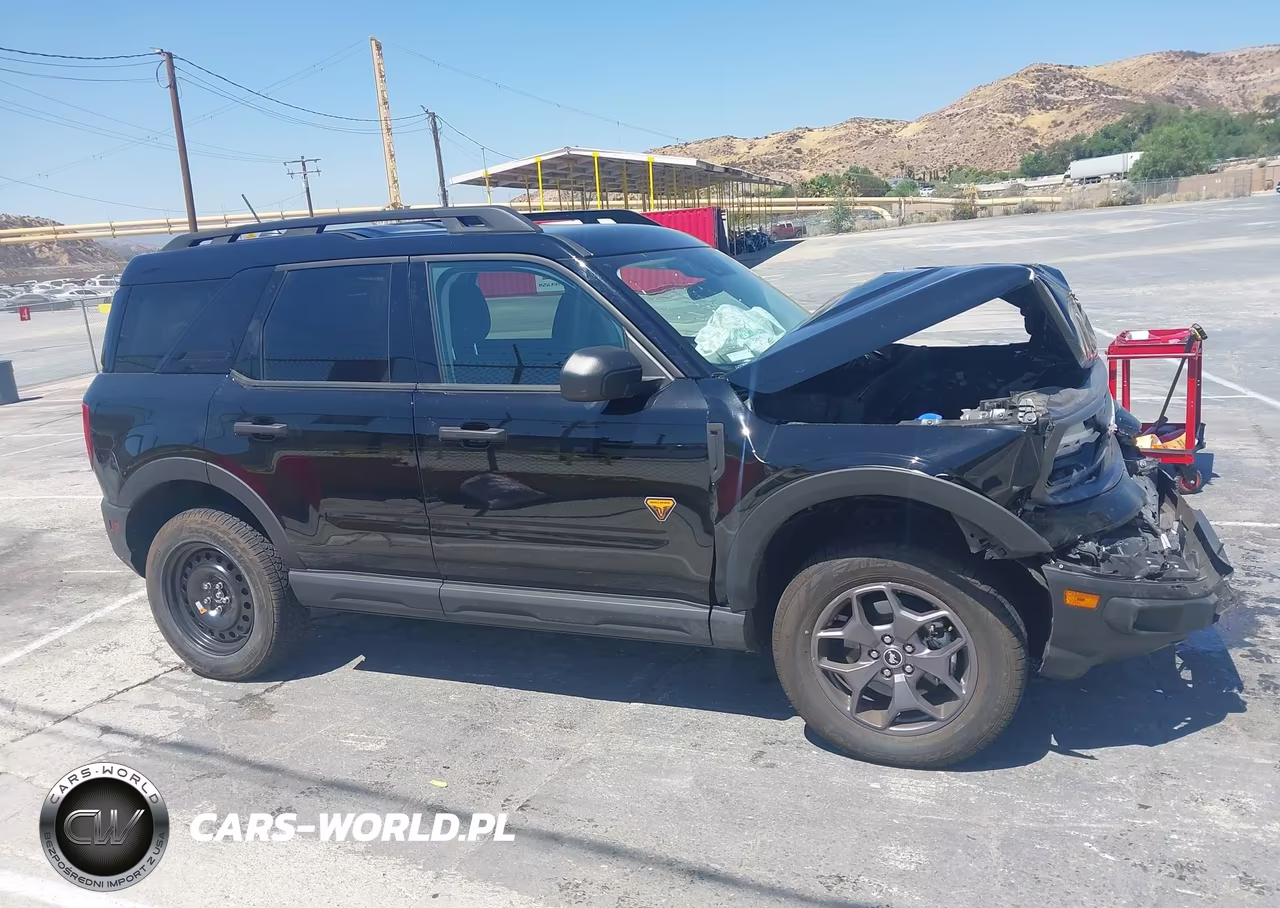 2024 Ford Bronco Sport Badlands VIN:3FMCR9D90RRF45544 - 13