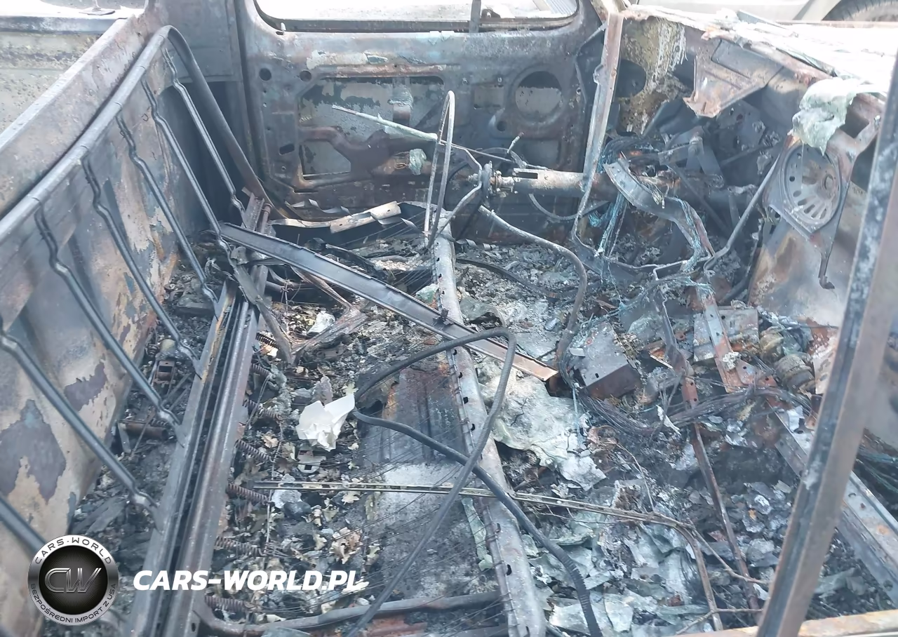 1981 Ford F150 VIN:1FTDF15E5BRA39370 - 5
