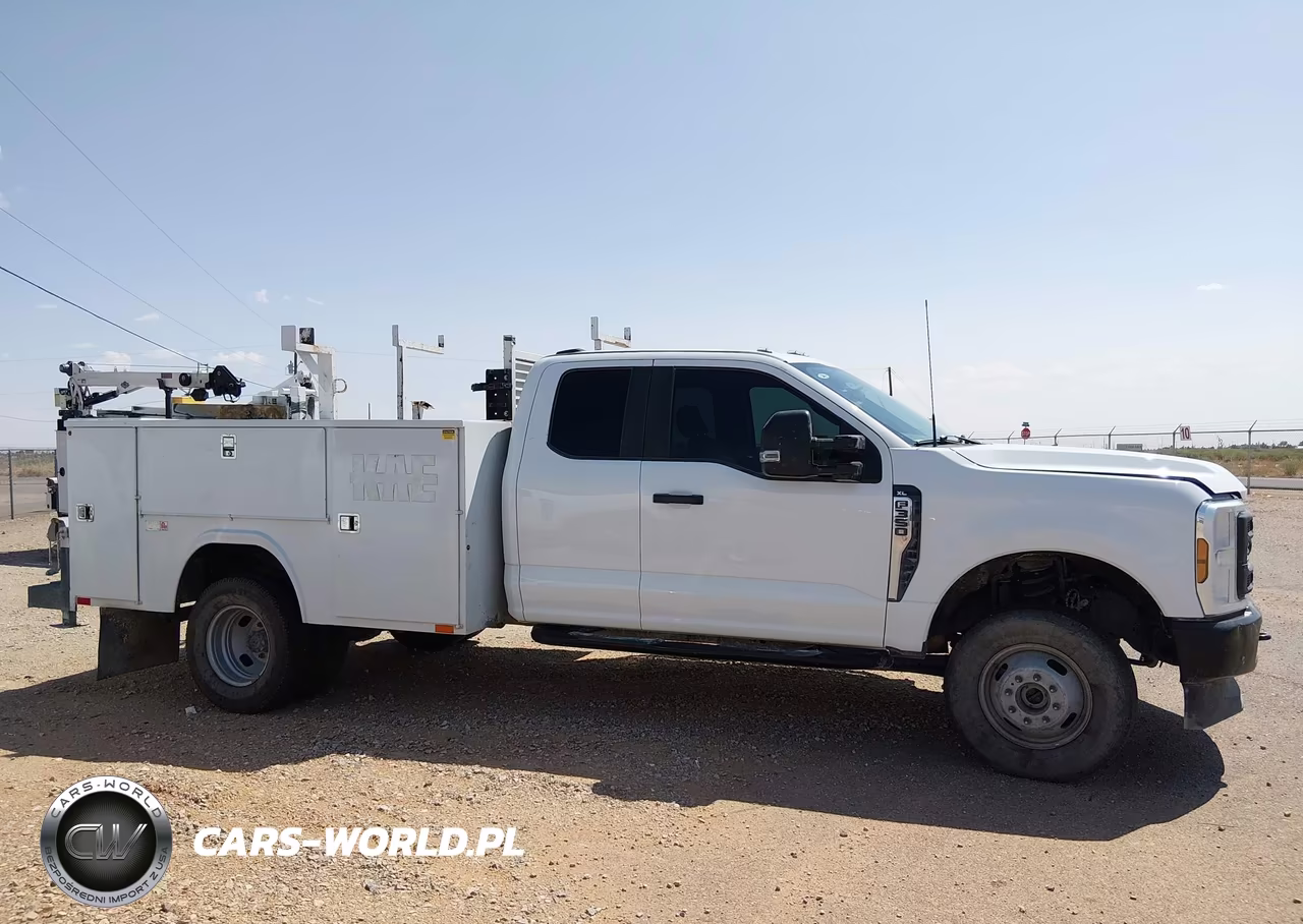 2024 Ford F-350 Chassis Xl VIN:1FD8X3HN6REE68018 - 13
