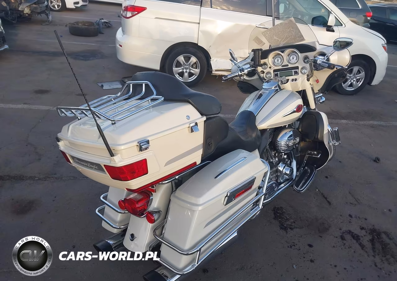 2008 Harley-Davidson Flhtcuse3 VIN:1HD1PR8148Y959575 - 4
