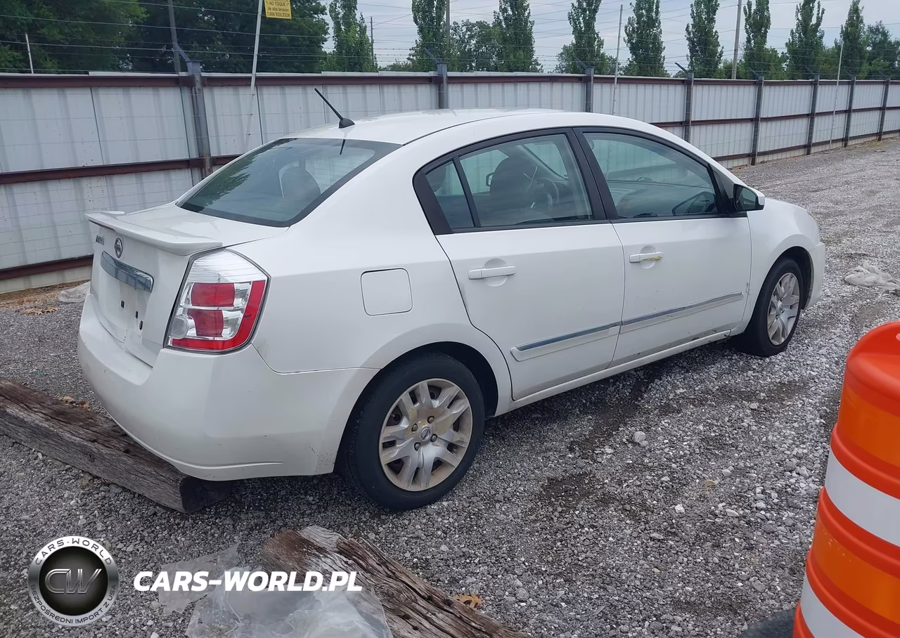 2011 Nissan Sentra 2.0S VIN:3N1AB6AP8BL615546 - 4