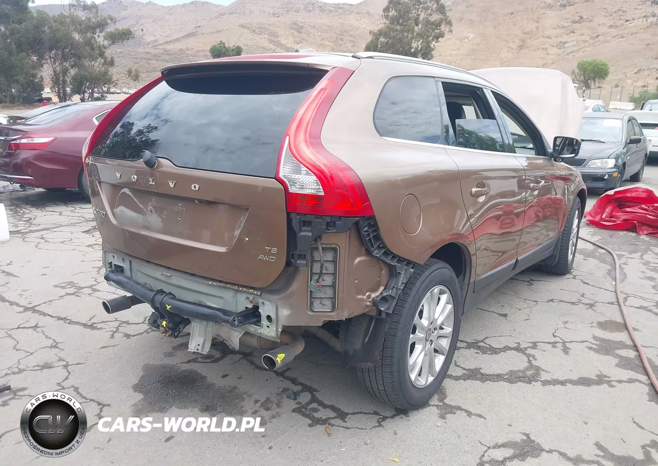 2010 Volvo Xc60 T6-T6 R-Design VIN:YV4992DZ7A2035221 - 4