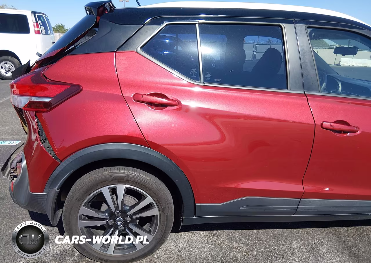 2019 Nissan Kicks Sv VIN:3N1CP5CU6KL543298 - 6