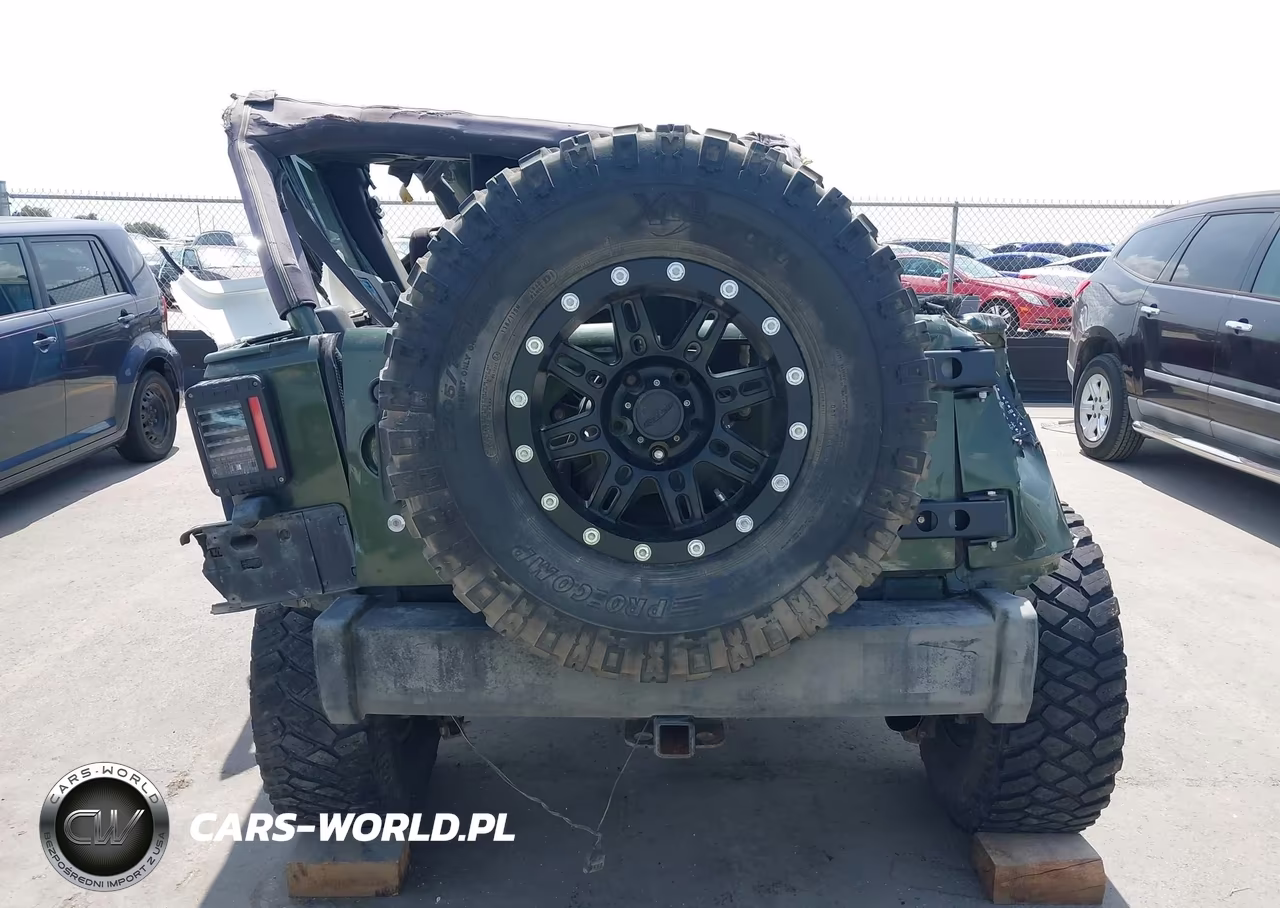 2007 Jeep Wrangler Unlimited X VIN:1J4GB39177L102033 - 16