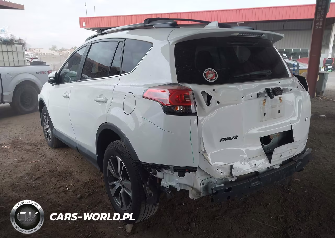 2018 Toyota Rav4 Xle VIN:2T3WFREV5JW463444 - 3
