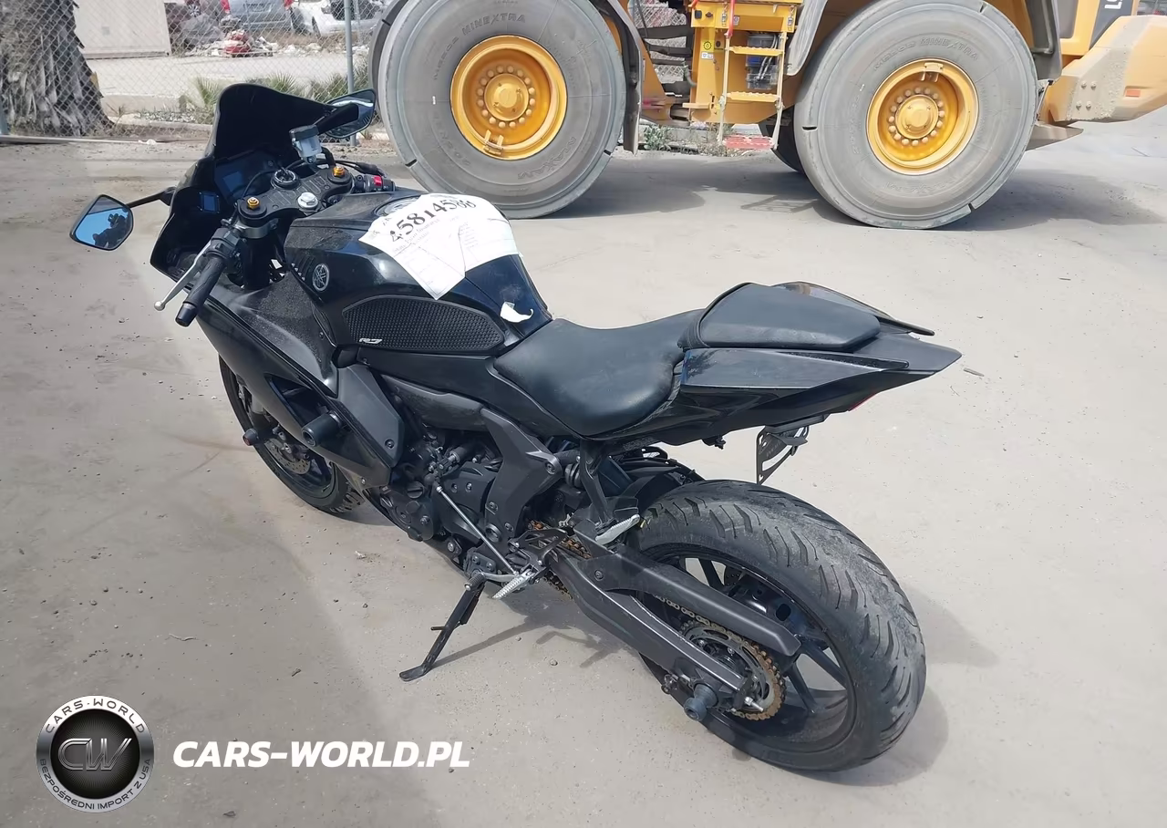 2023 Yamaha Yzfr7 VIN:JYARM38Y7PA002111 - 3