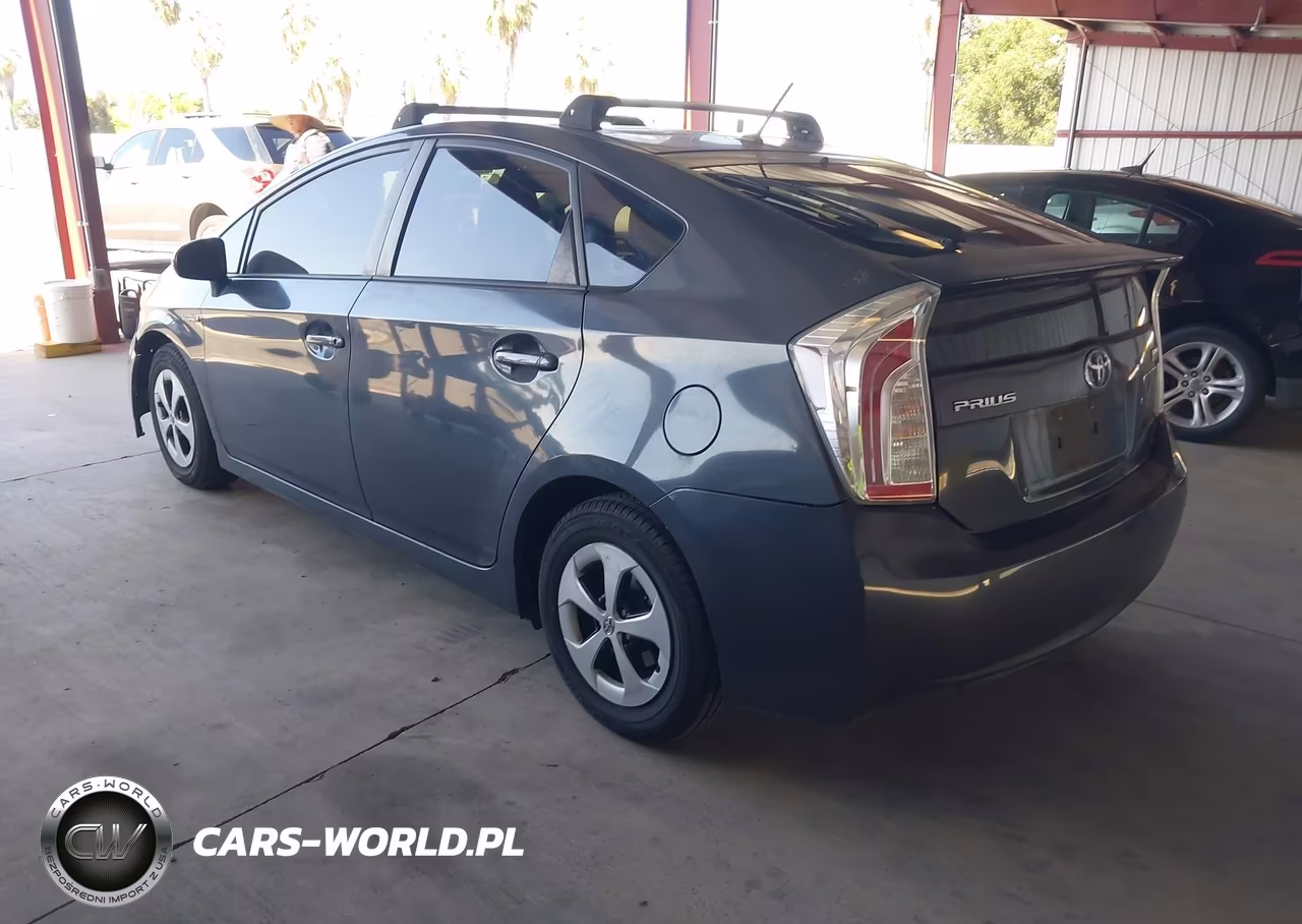 2012 Toyota Prius Two VIN:JTDKN3DU3C1554303 - 3