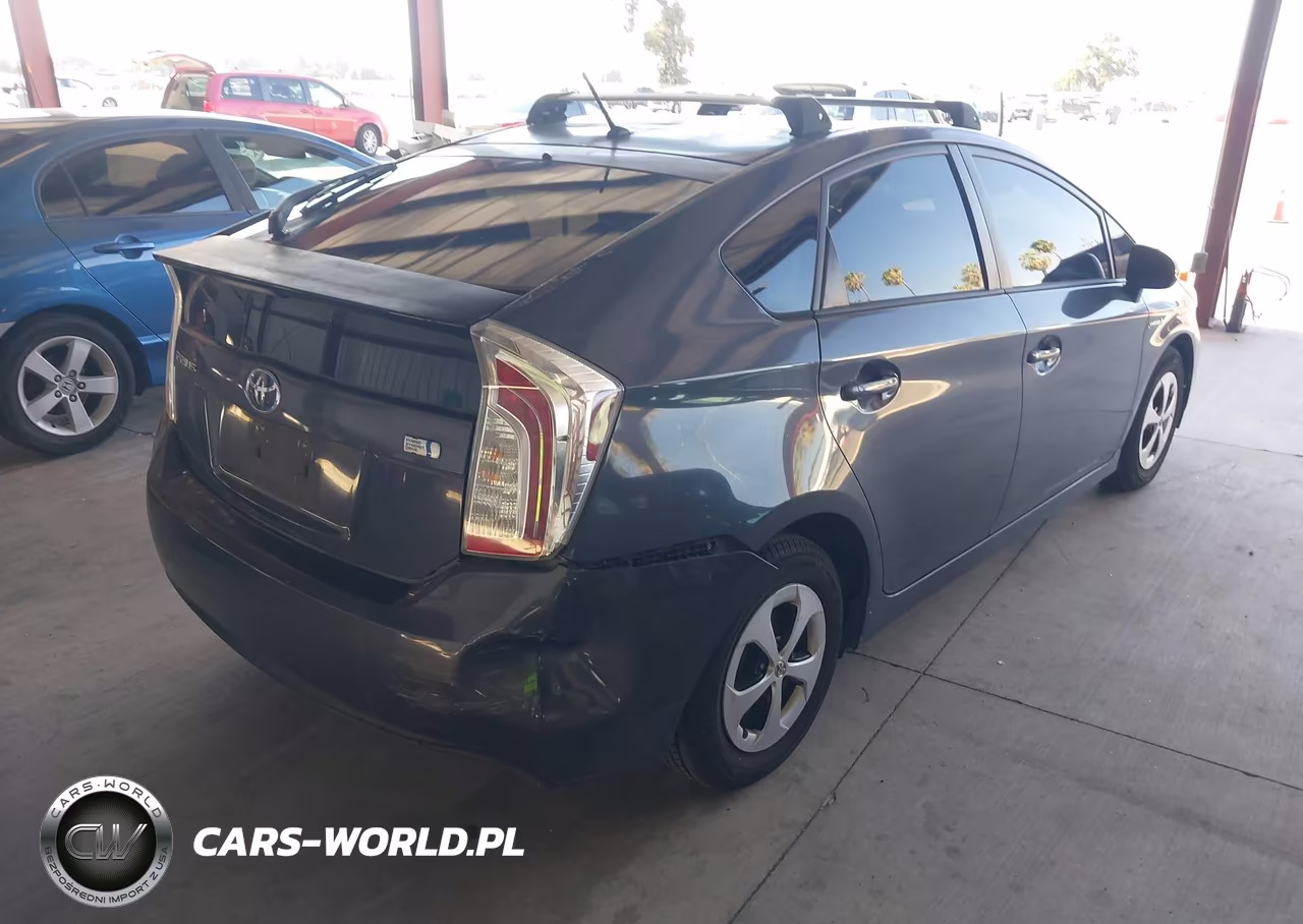 2012 Toyota Prius Two VIN:JTDKN3DU3C1554303 - 4