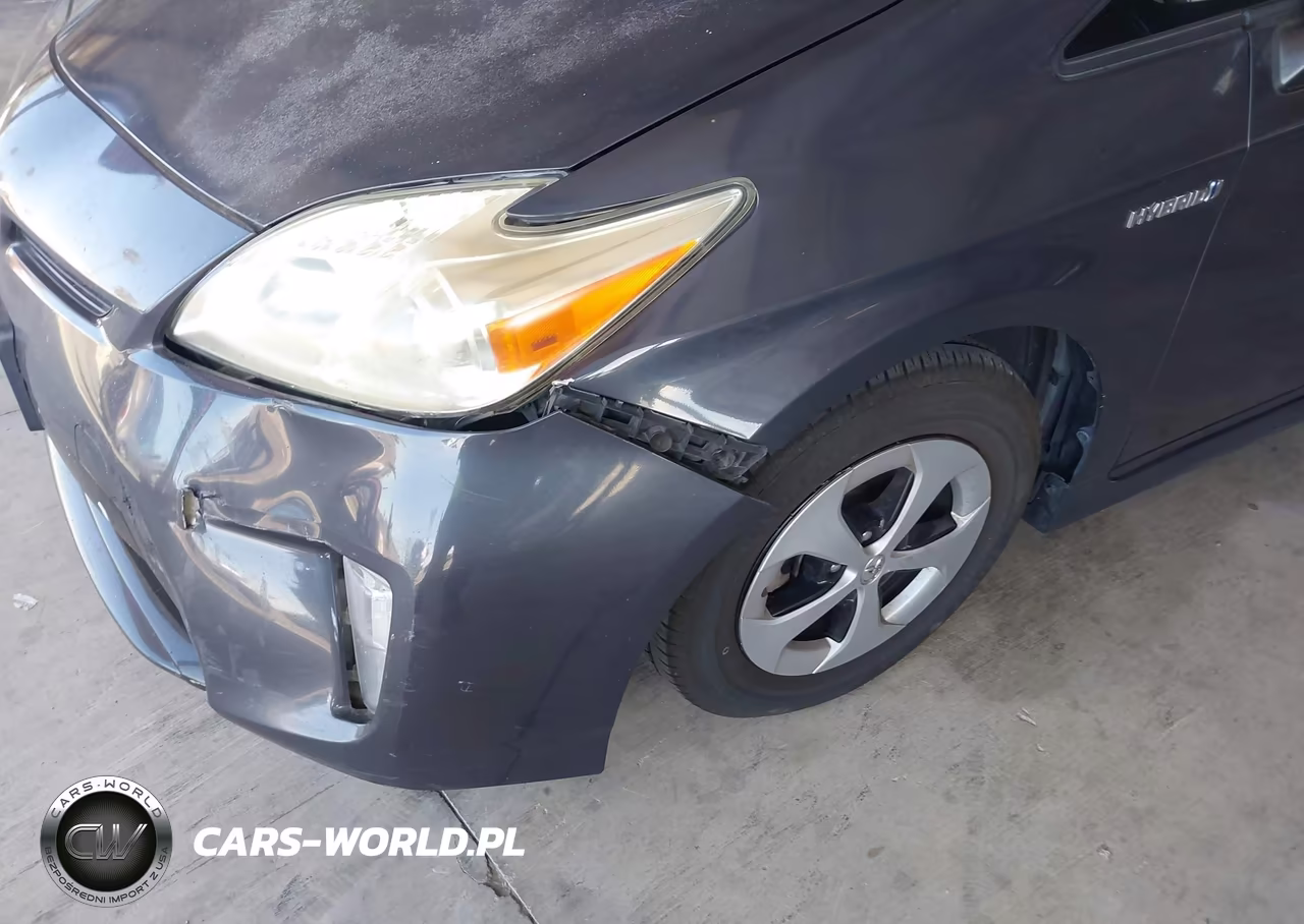2012 Toyota Prius Two VIN:JTDKN3DU3C1554303 - 6