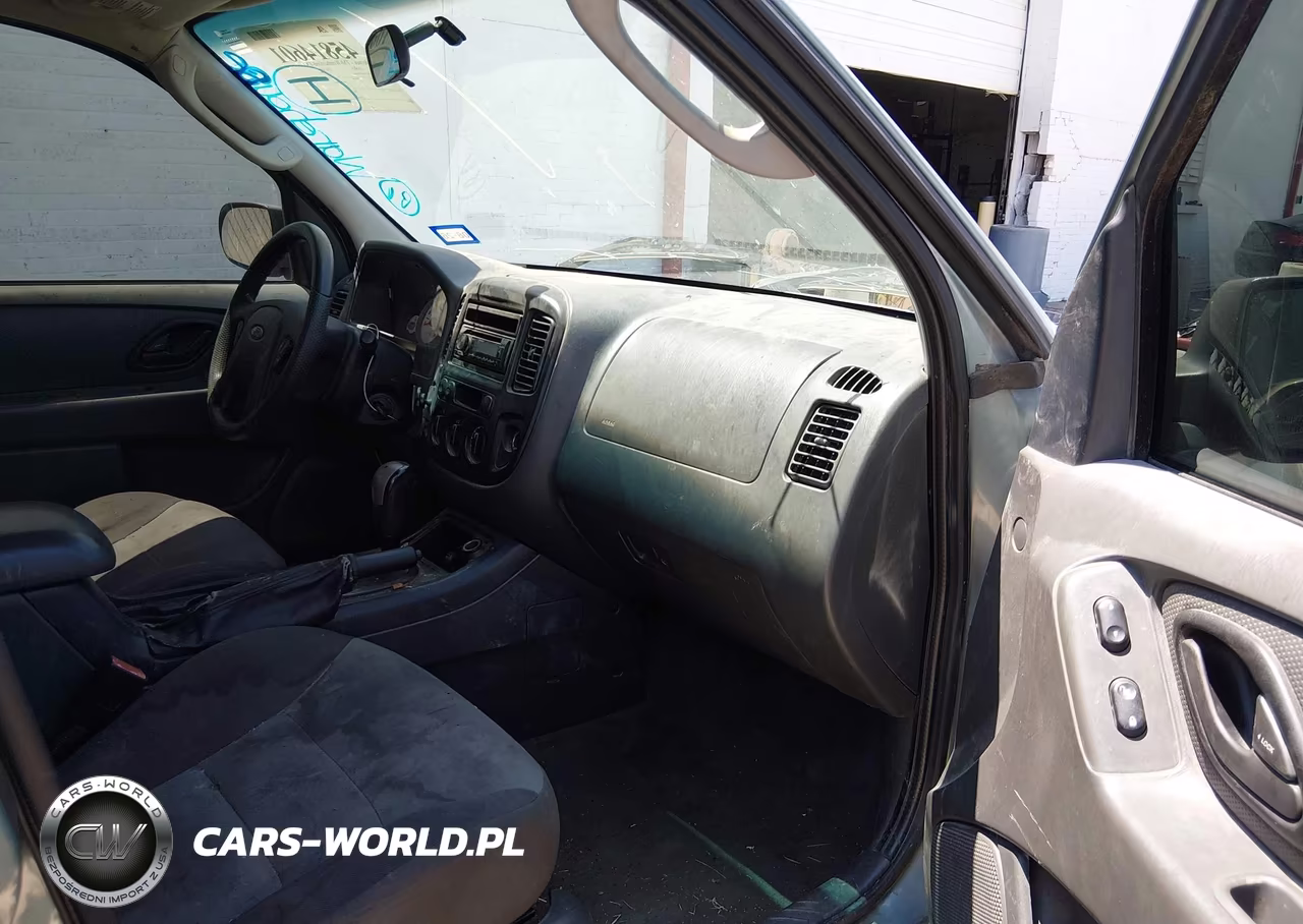2005 Ford Escape Xls VIN:1FMYU02Z55KD75005 - 5