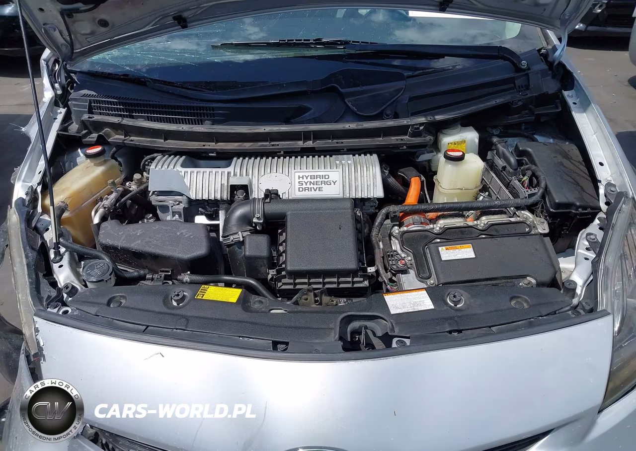 2015 Toyota Prius Two VIN:JTDKN3DU1F1928475 - 10