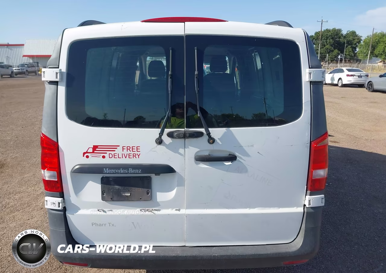 2018 Mercedes-Benz Metris VIN:WD3PG2EA8J3355712 - 17