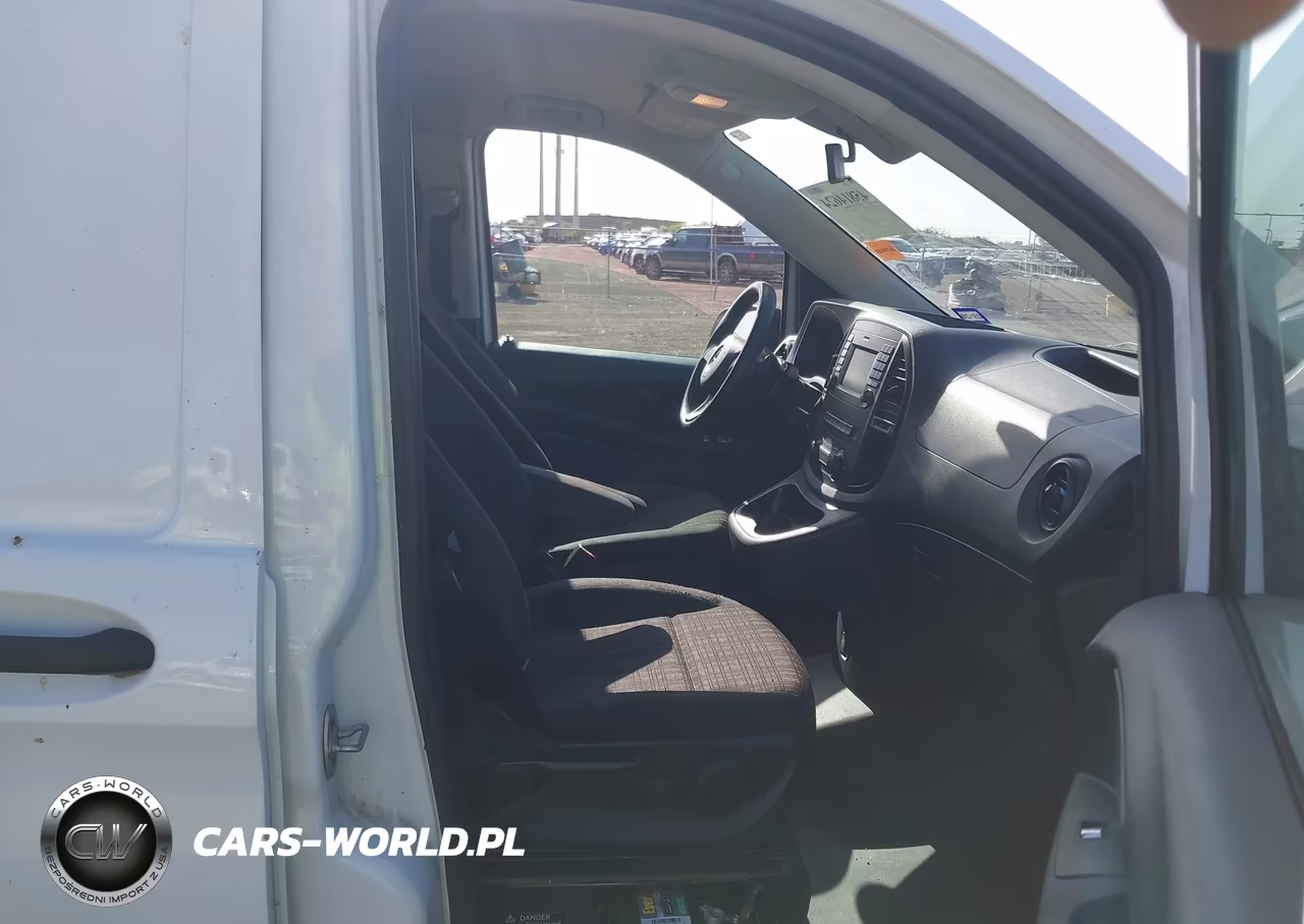 2018 Mercedes-Benz Metris VIN:WD3PG2EA8J3355712 - 5