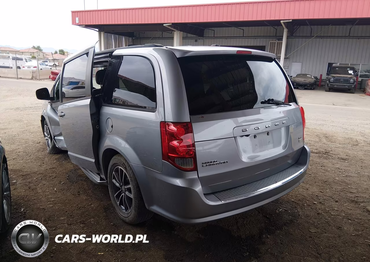2018 Dodge Grand Caravan Gt VIN:2C4RDGEG1JR336189 - 3