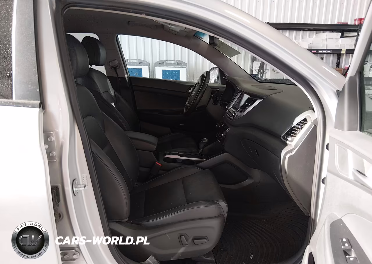 2017 Hyundai Tucson Limited VIN:KM8J3CA22HU370539 - 5