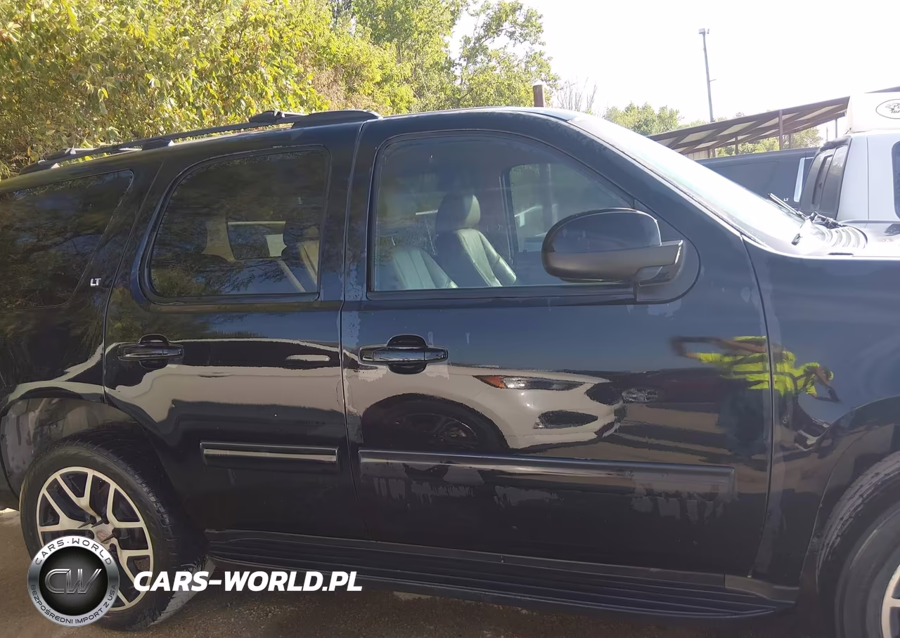 2011 Chevrolet Tahoe Lt VIN:1GNSCBE0XBR310456 - 13