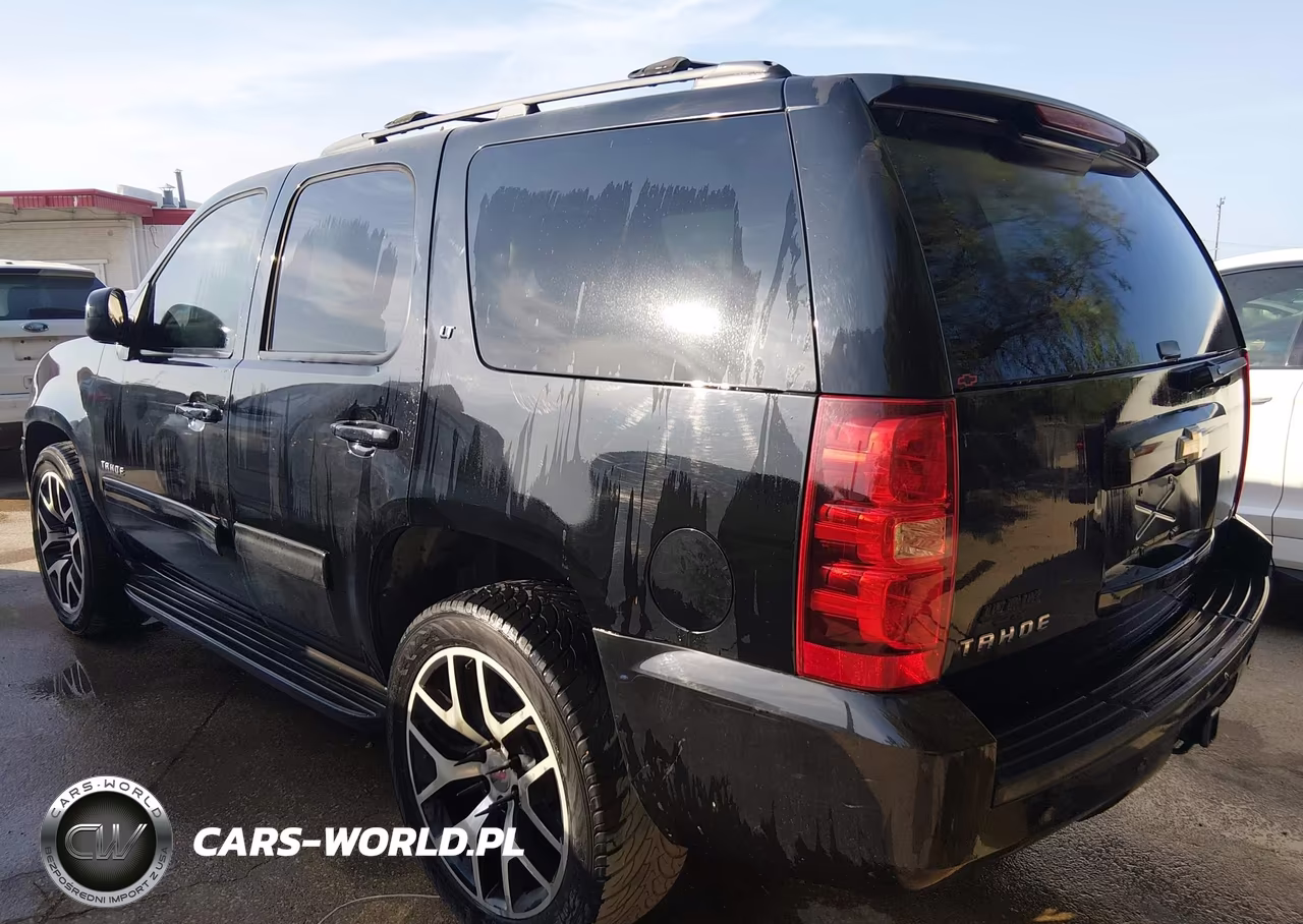 2011 Chevrolet Tahoe Lt VIN:1GNSCBE0XBR310456 - 3