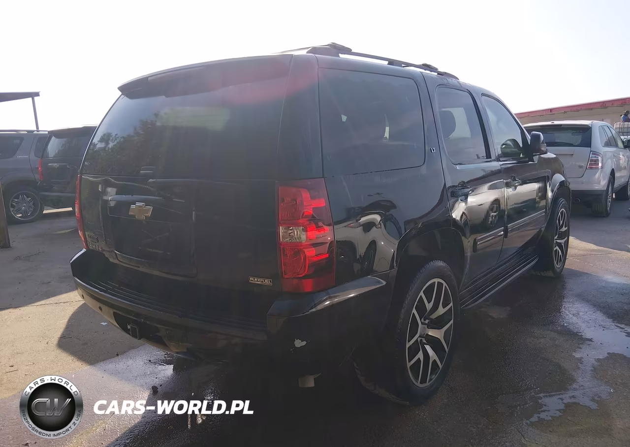2011 Chevrolet Tahoe Lt VIN:1GNSCBE0XBR310456 - 4