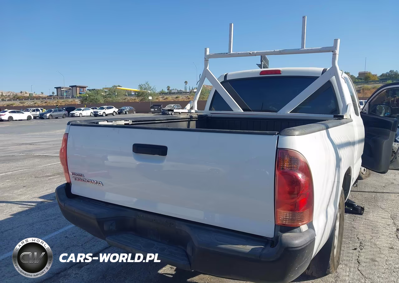 2015 Toyota Tacoma VIN:5TFTX4CNXFX068264 - 16