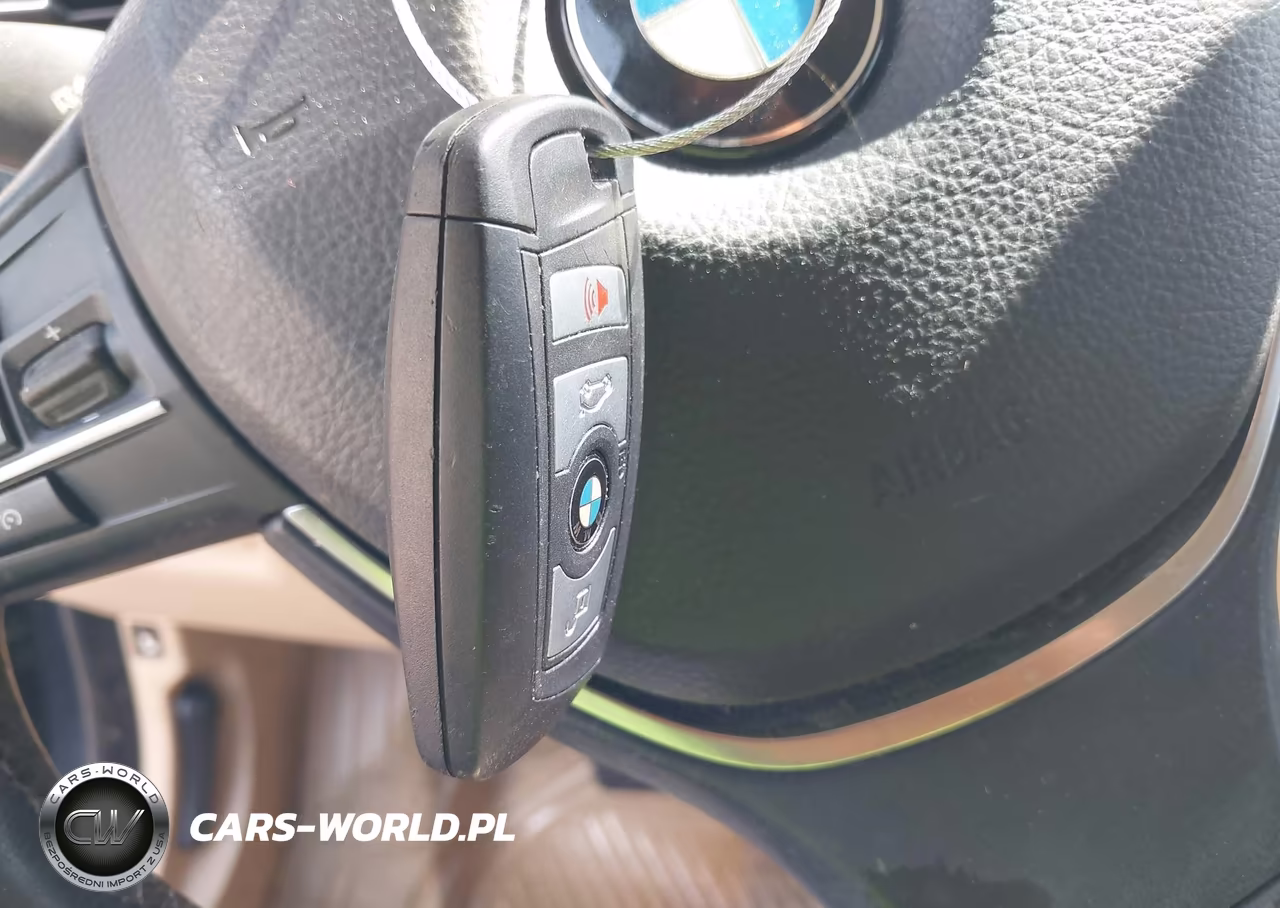 2015 BMW 528I VIN:WBA5A5C52FD513644 - 11