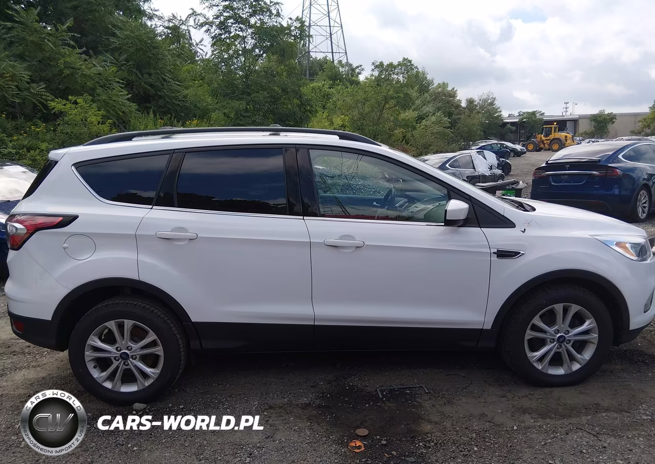2018 Ford Escape Se VIN:1FMCU0GD5JUC17723 - 13