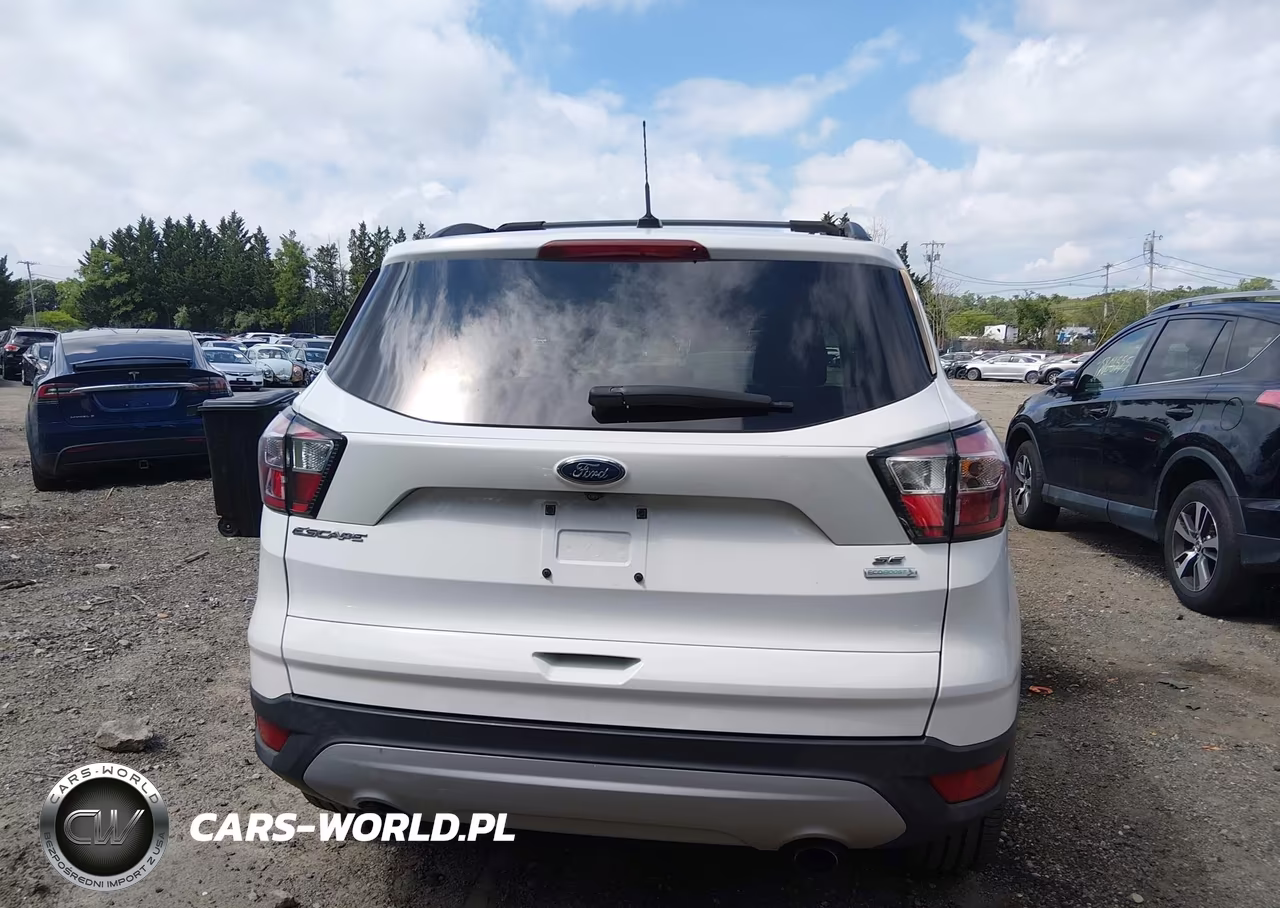 2018 Ford Escape Se VIN:1FMCU0GD5JUC17723 - 16