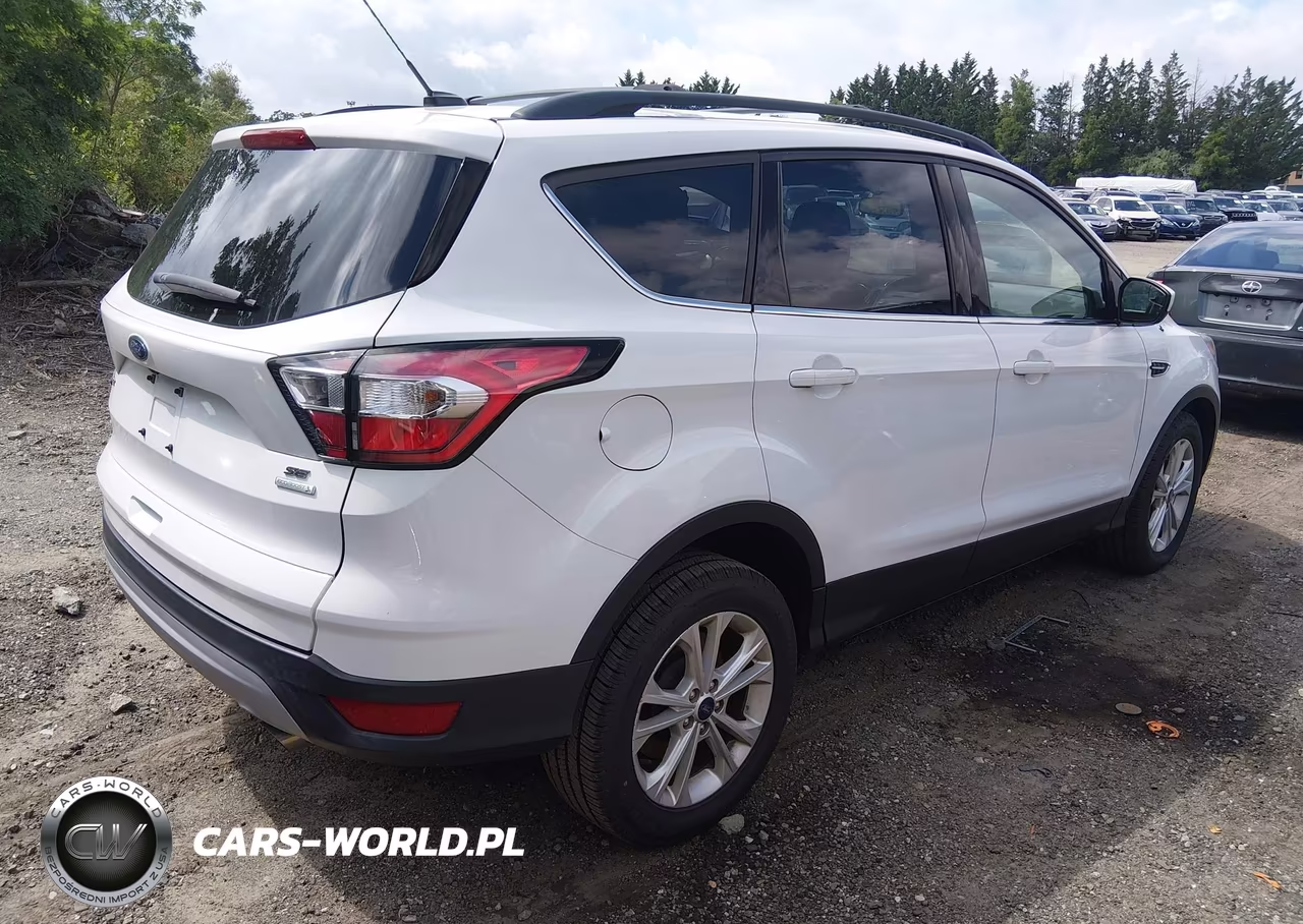 2018 Ford Escape Se VIN:1FMCU0GD5JUC17723 - 4