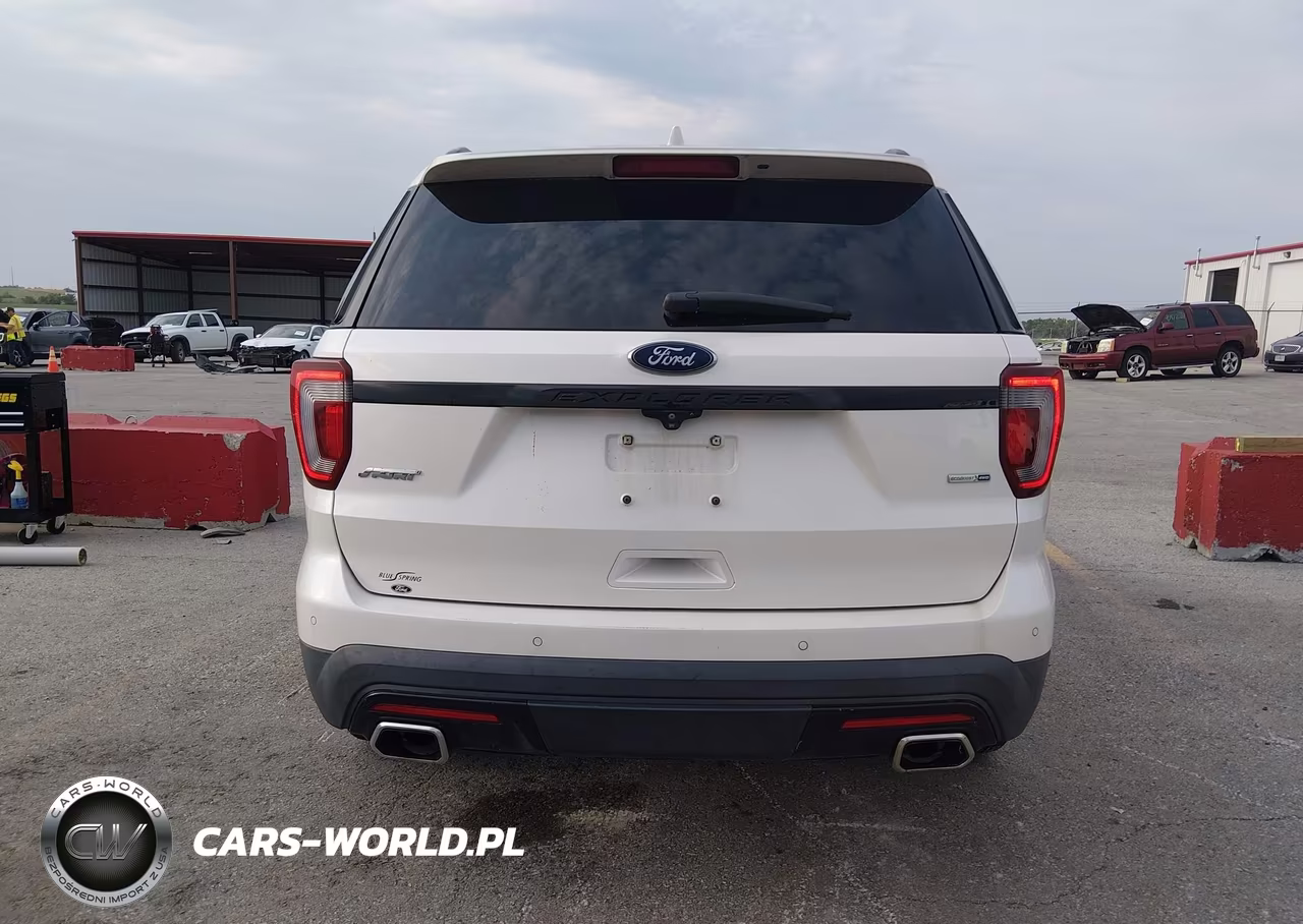 2016 Ford Explorer Sport VIN:1FM5K8GT9GGC47674 - 16