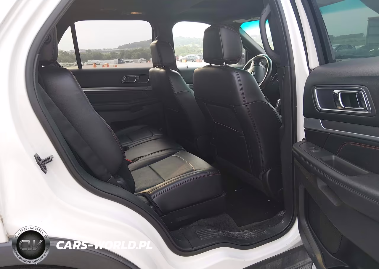 2016 Ford Explorer Sport VIN:1FM5K8GT9GGC47674 - 8