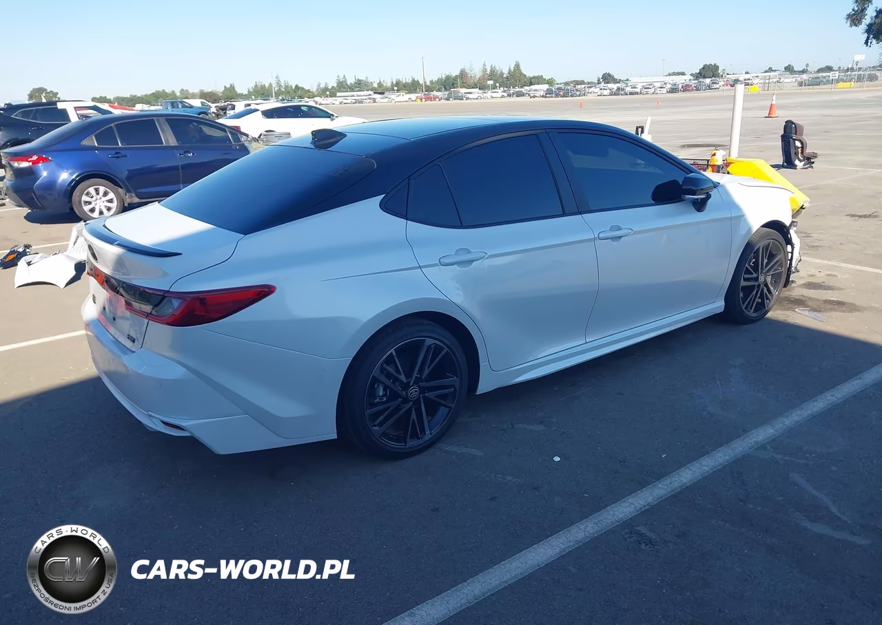 2026 Toyota Camry Xse VIN:4T1DAACK4TU304037 - 4