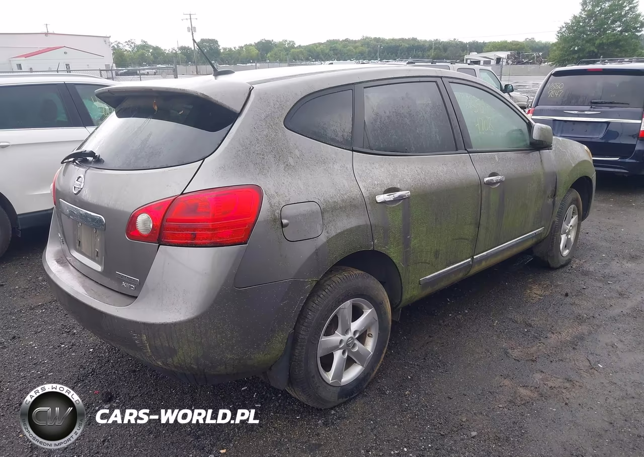 2013 Nissan Rogue S VIN:JN8AS5MVXDW662581 - 4