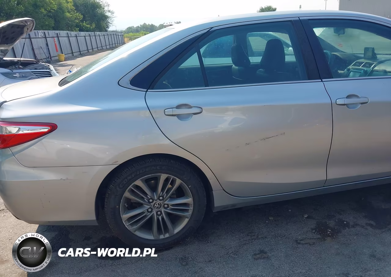 2016 Toyota Camry Se VIN:4T1BF1FK2GU514498 - 18