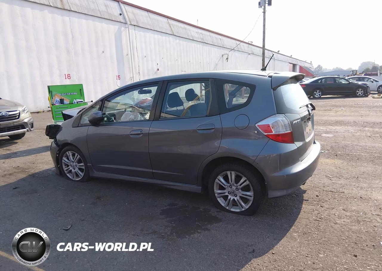 2011 Honda Fit Sport VIN:JHMGE8H53BS012504 - 15