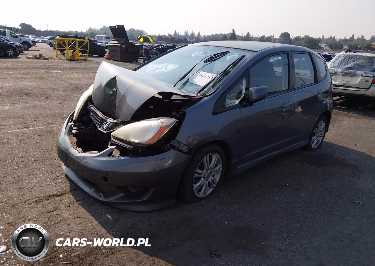 2011 Honda Fit Sport VIN:JHMGE8H53BS012504 - 2