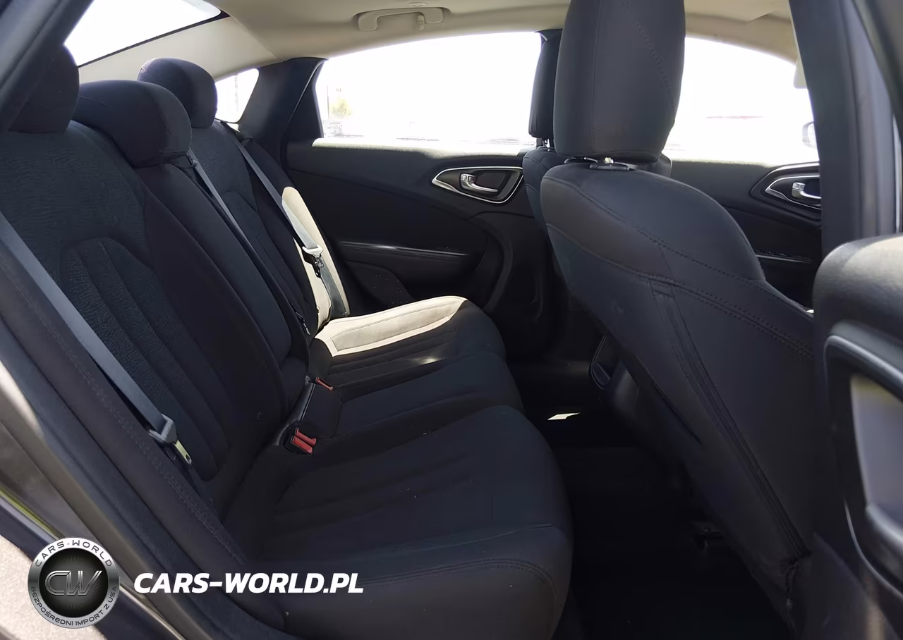 2015 Chrysler 200 Limited VIN:1C3CCCAB0FN742260 - 8